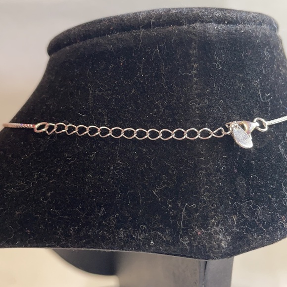 Vintage Sterling open heart on a vintage sterling 16” chain with 1.5” extendor - Picture 4 of 11